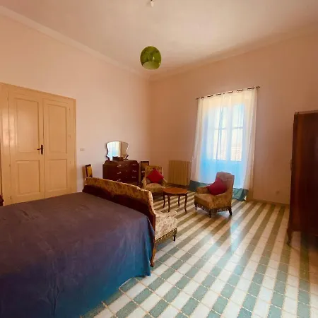 Classic In The Historic Center *