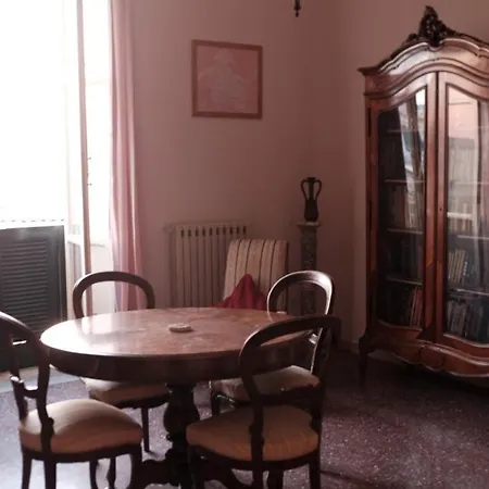 Classic In The Historic Center Appartement