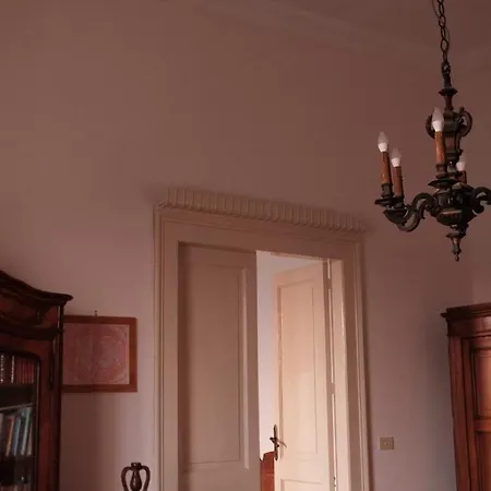 Appartement Classic In The Historic Center