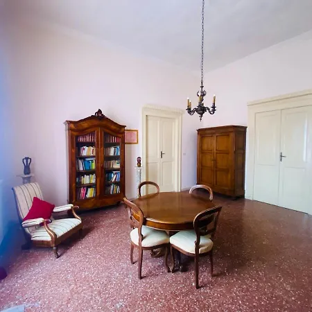 Classic In The Historic Center * Tropea