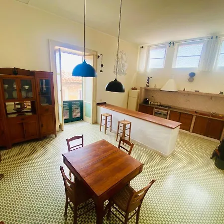 Classic In The Historic Center Apartment *